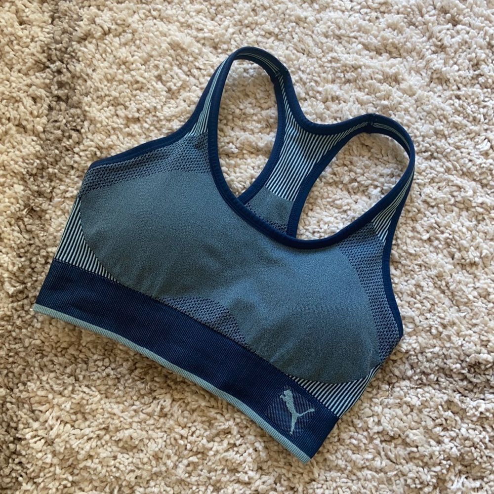 puma sports bra (size s)